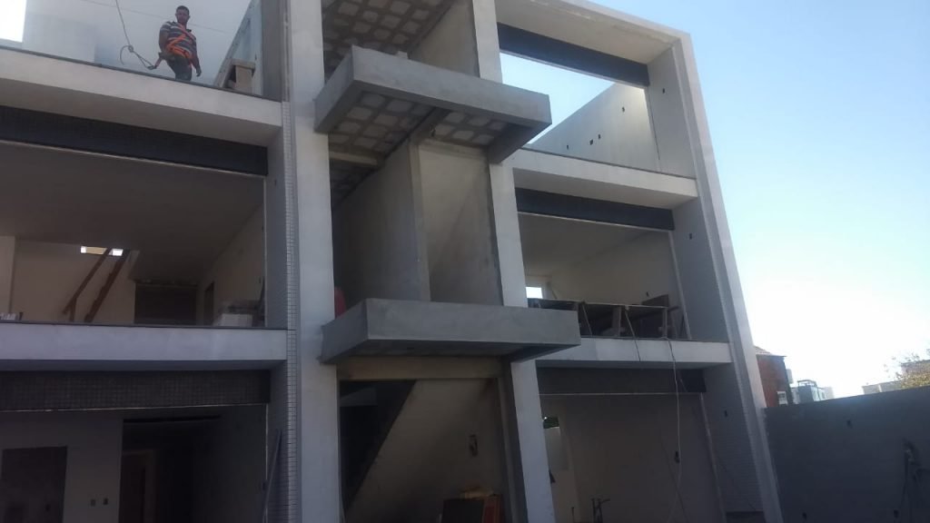 GH7 Construtora: Metro Quadrado Construções