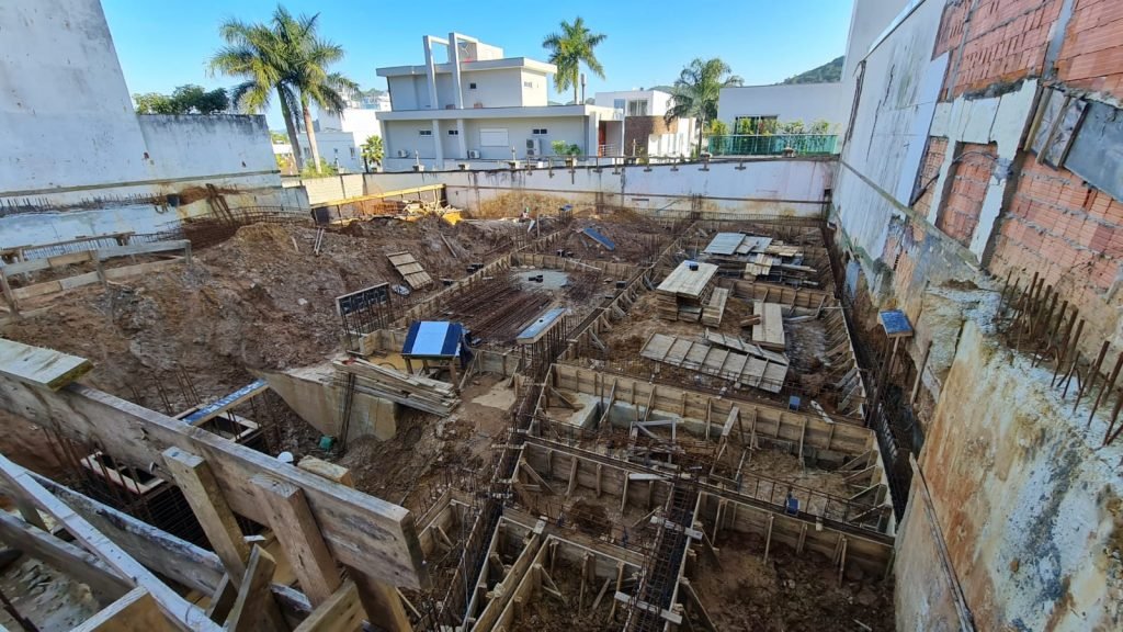 GH7 Construtora: Metro Quadrado Construções