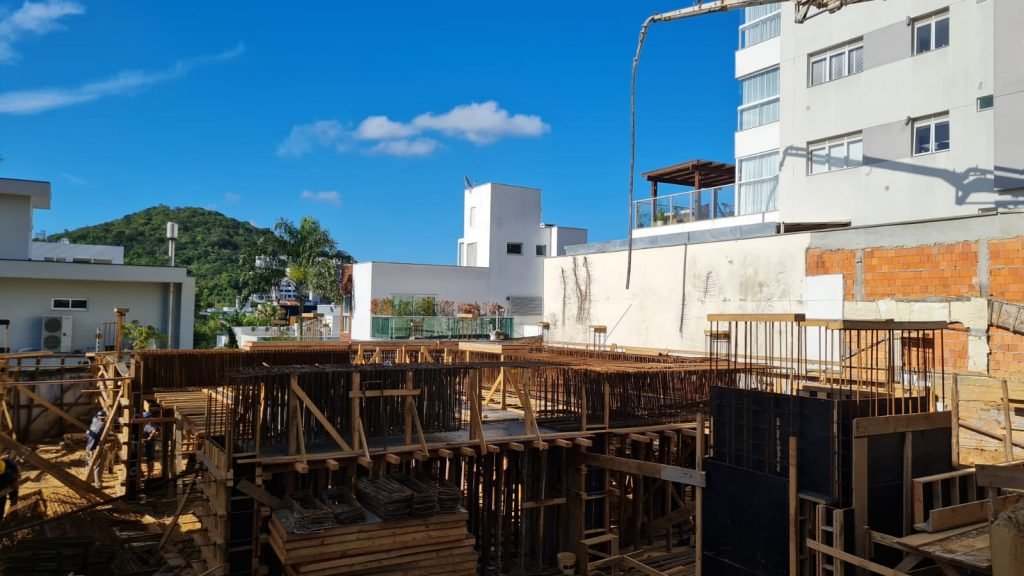 GH7 Construtora: Metro Quadrado Construções