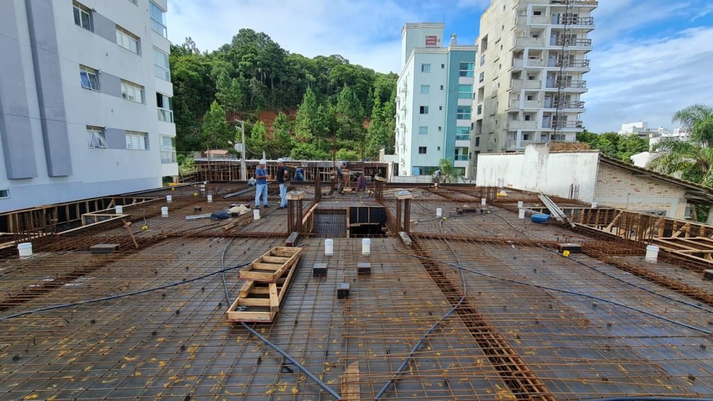 GH7 Construtora: Metro Quadrado Construções