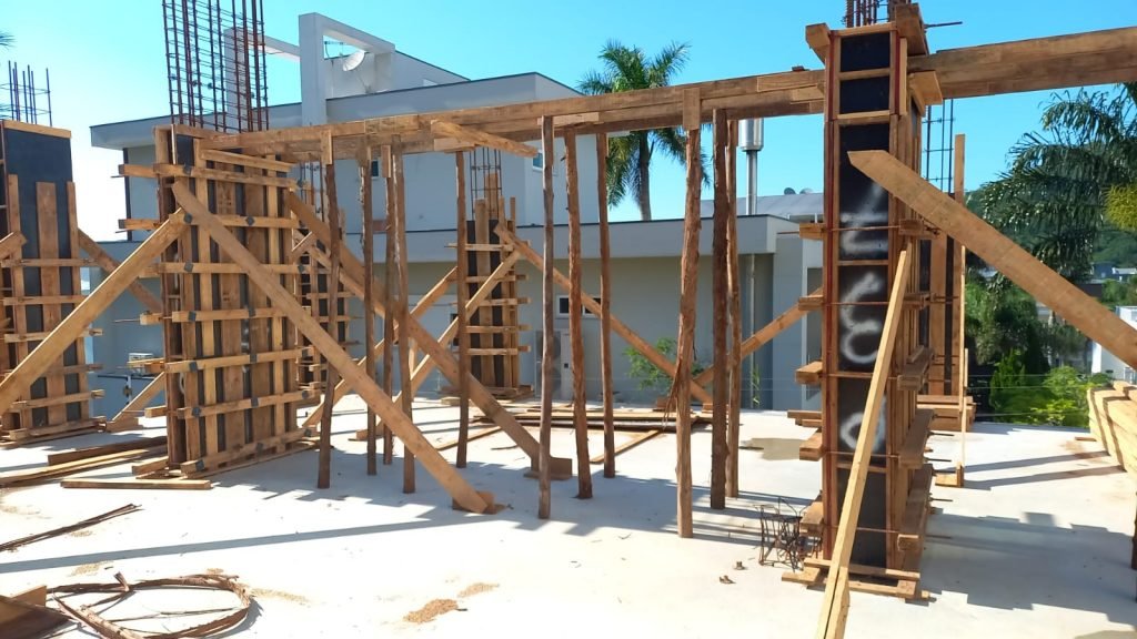 GH7 Construtora: Metro Quadrado Construções