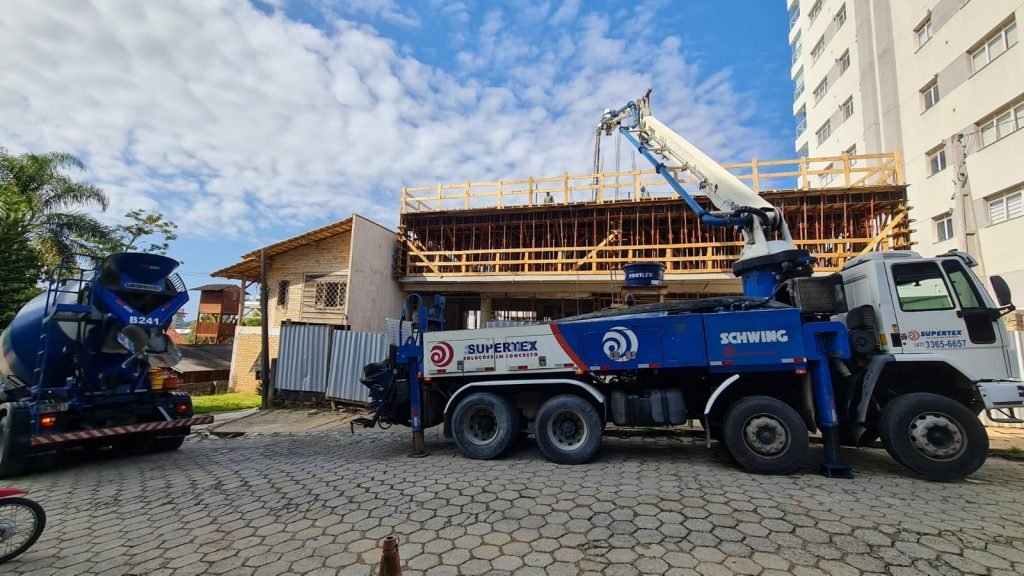 GH7 Construtora: Metro Quadrado Construções