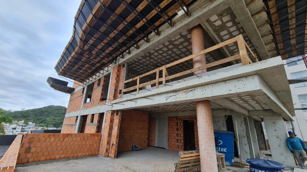GH7 Construtora: Metro Quadrado Construções